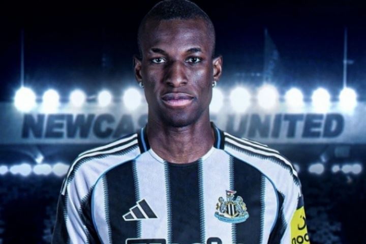 要价8000万镑！博主：杰克逊非常希望加盟纽卡！他点名要9号球衣